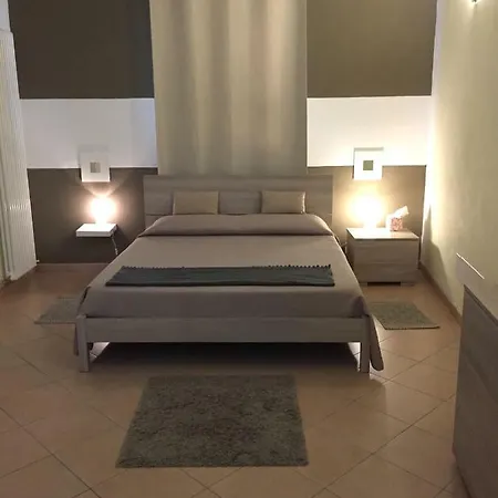 Residenza Serena -centro Storico לינה וארוחת בוקר